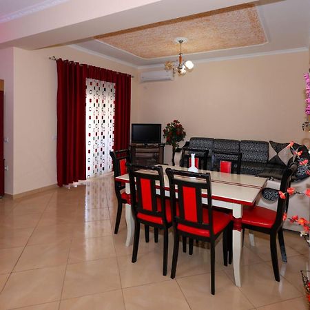 Rio'S Apartment Berat Exterior photo